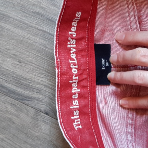Unique distressed statement Levi's red tattered skinny 511 jeans size 32… - Picture 12 of 17
